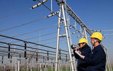 ����ИI(y��) UPS�Դ��Q����